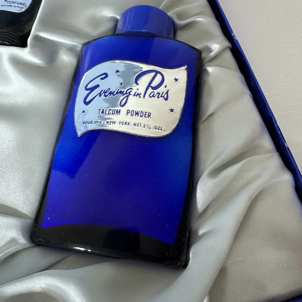 New RARE! Vintage 6 Bottle Large Evening in Paris Gift Set w/ Case 1940-50's.